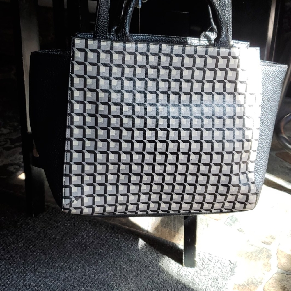 Nine west purse - Picture 3 of 5